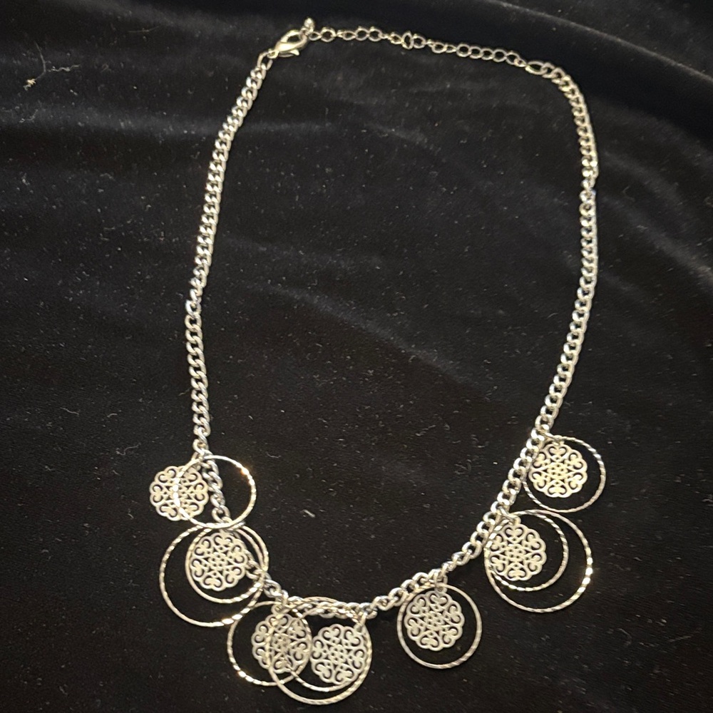 Elegant Silver circle dangle Necklace
